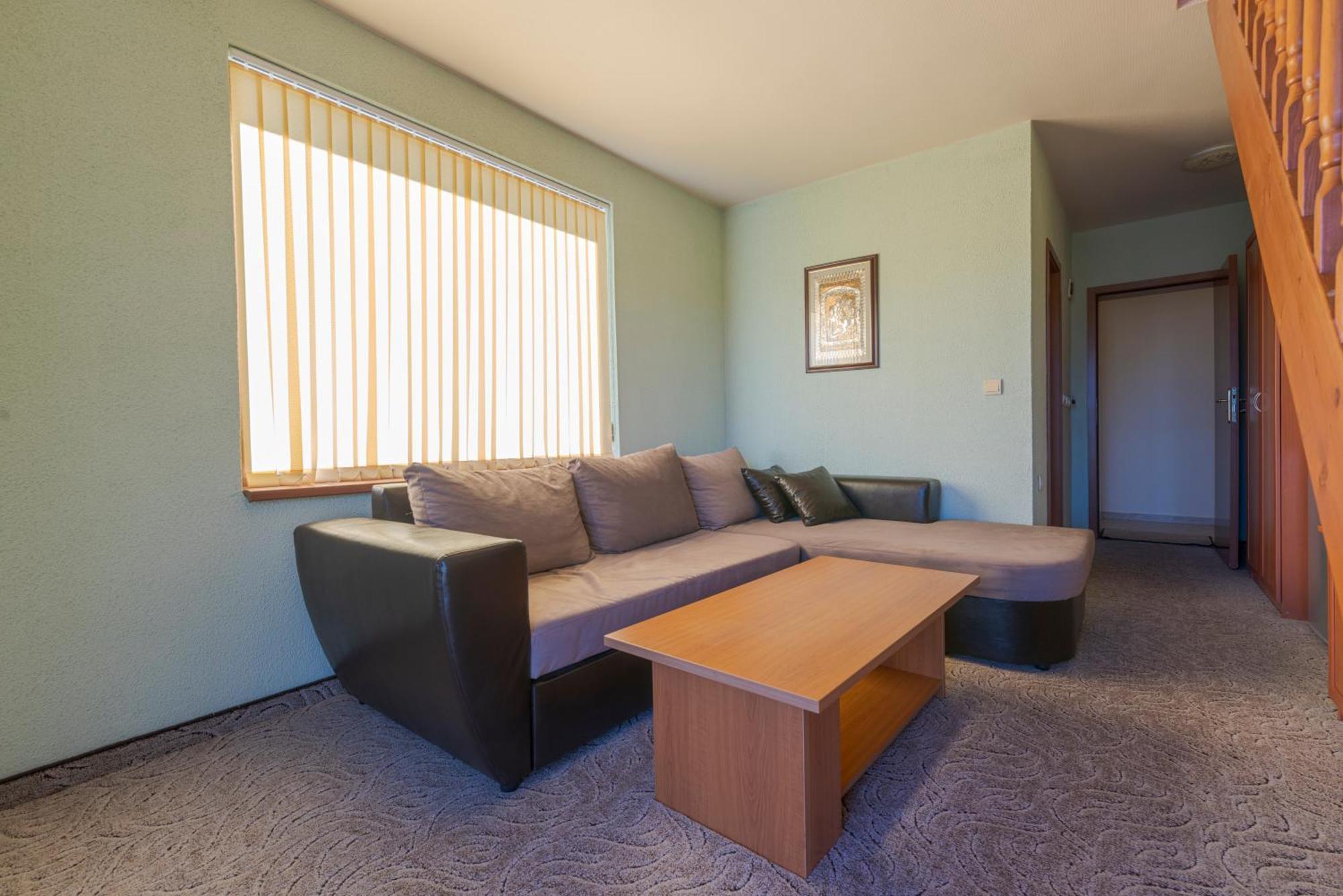 Семеен Хотел Кристал Smolyan Room photo