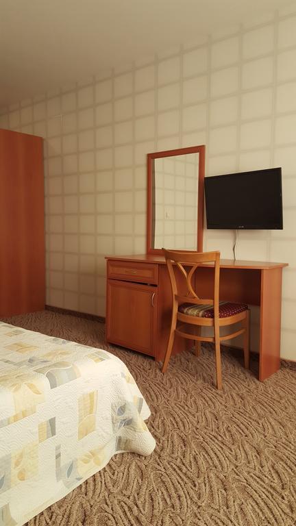 Семеен Хотел Кристал Smolyan Room photo